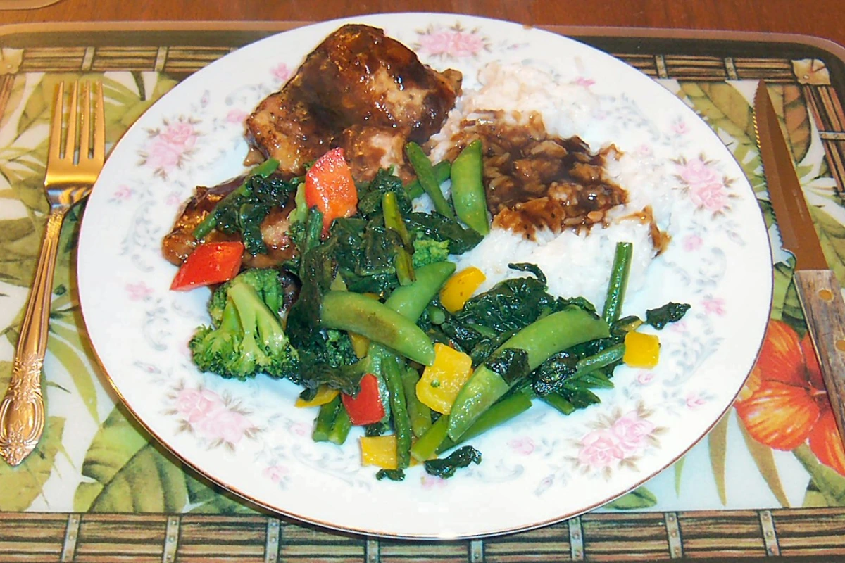 Pan-Seared Sesame-Ginger Chicken Thighs with Honey and Lime
