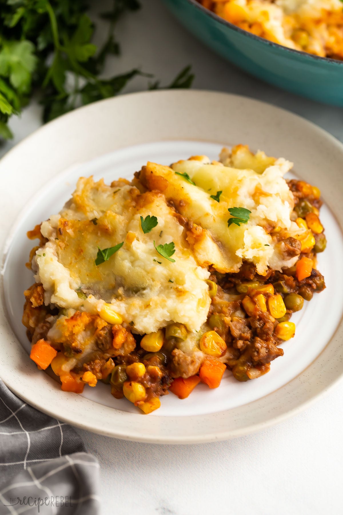 Parsley-Infused Beef and Vegetable Shepherd's Pie