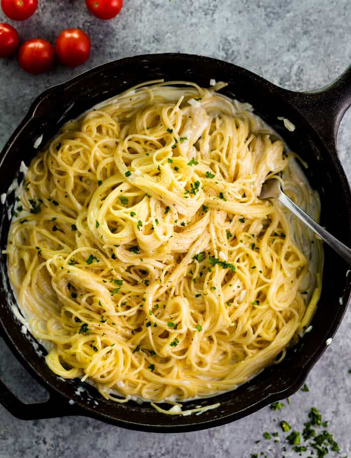 One-Pot Garlic and Parmesan Pasta