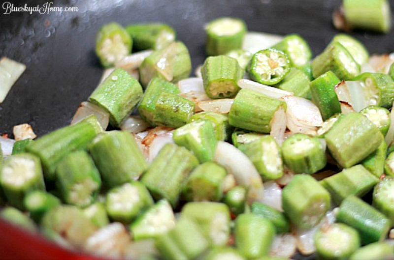 Sautéed Okra with Tomato and Onion