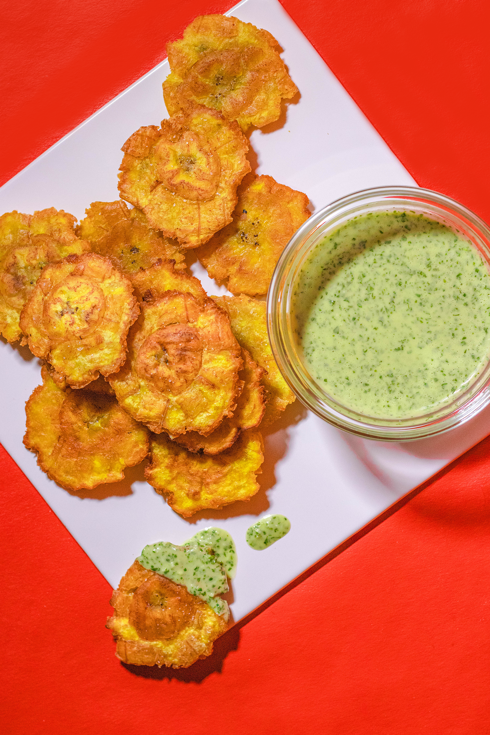 Tostones with Garlic and Citrus Mojo