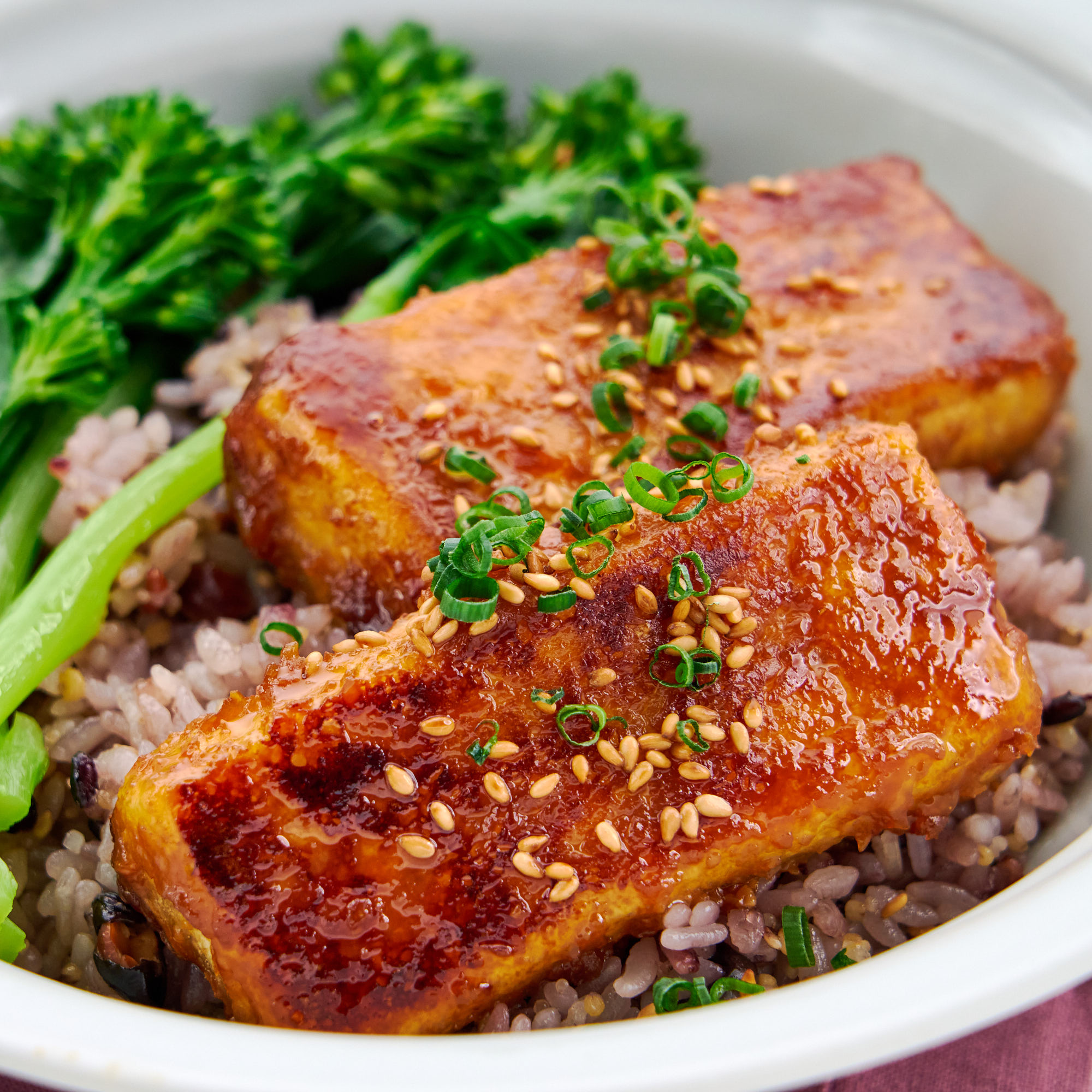 Miso-Glazed Tofu with Steamed Rice and Green Onions