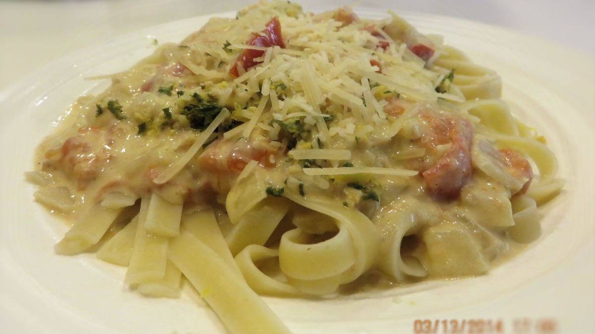 Lemon-Garlic Fettuccine with Fresh Basil and Parmesan