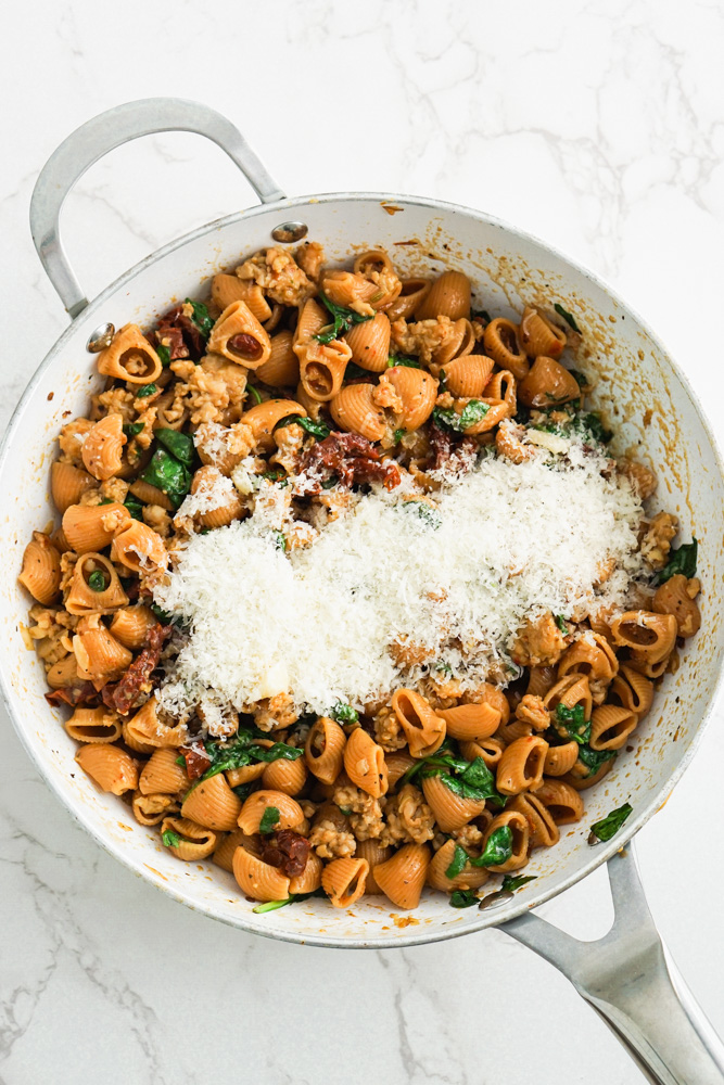 One-Pot Sun-Dried Tomato Pasta