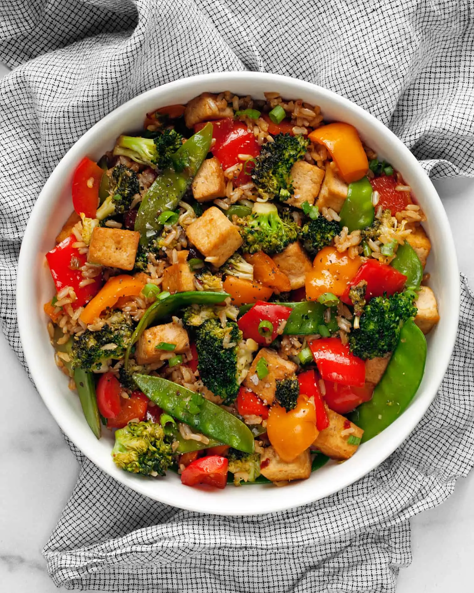 Stir-Fried Tofu and Vegetables with Ginger and Garlic