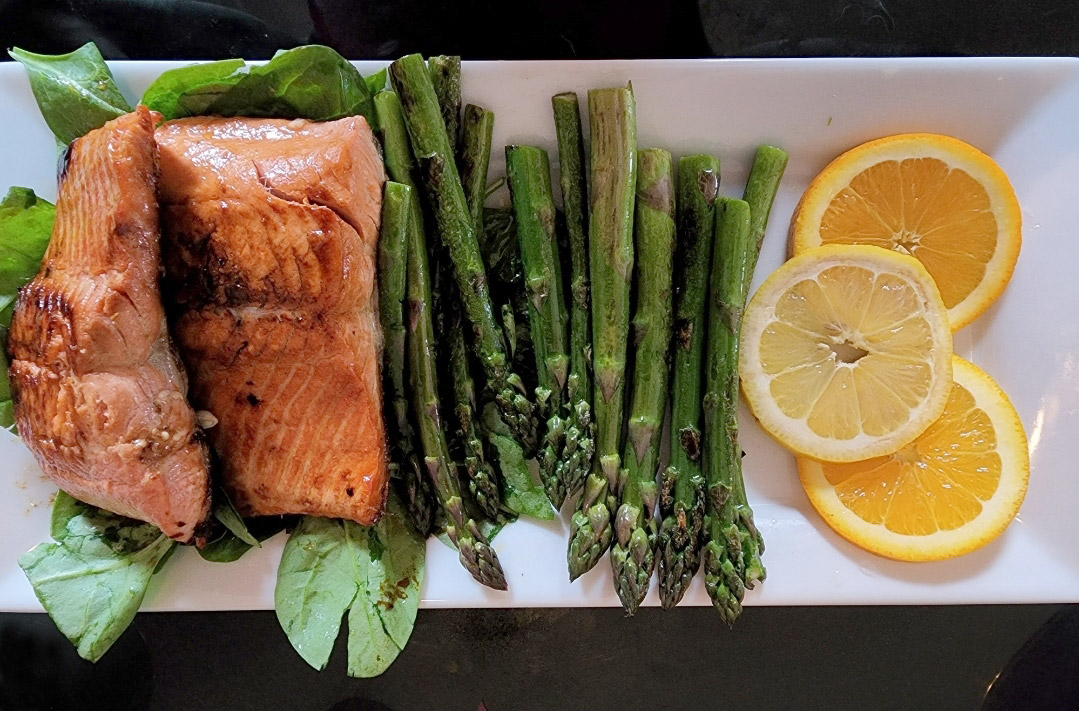 Pan-Seared Salmon with Asparagus and Lemon-Dill Butter
