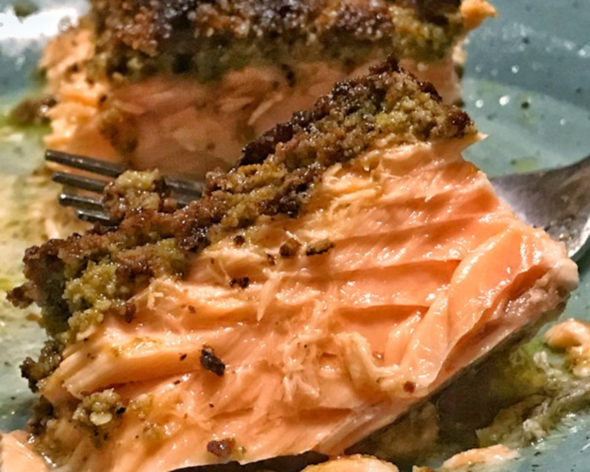 Pesto-Crusted Salmon with Asparagus