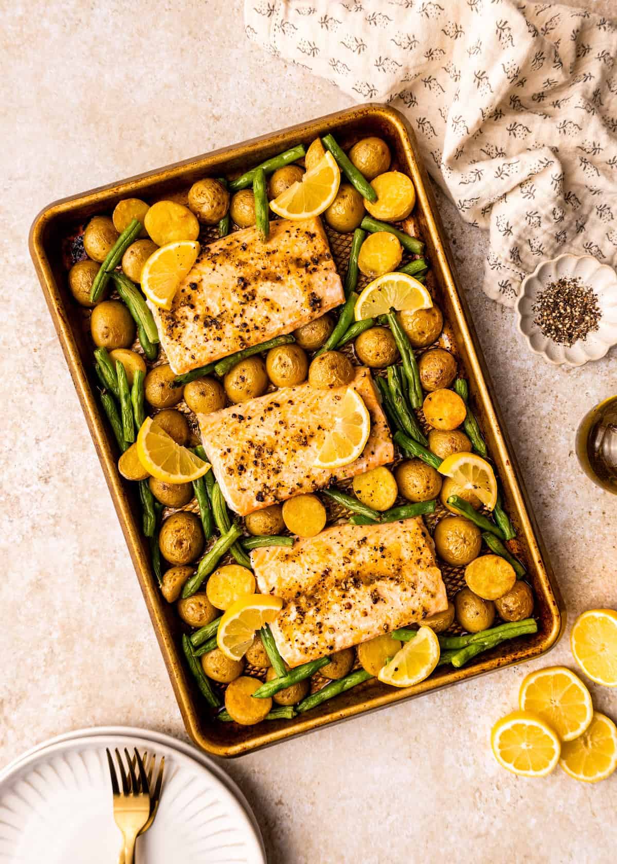 Sheet Pan Sockeye Salmon with Lemon-Pepper and Green Beans