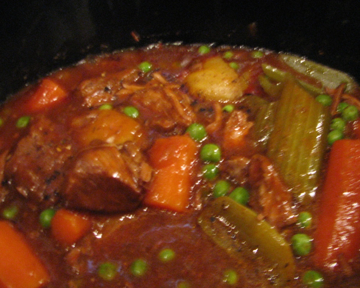 Slow-Cooked Beef Stew with Hearty Vegetables