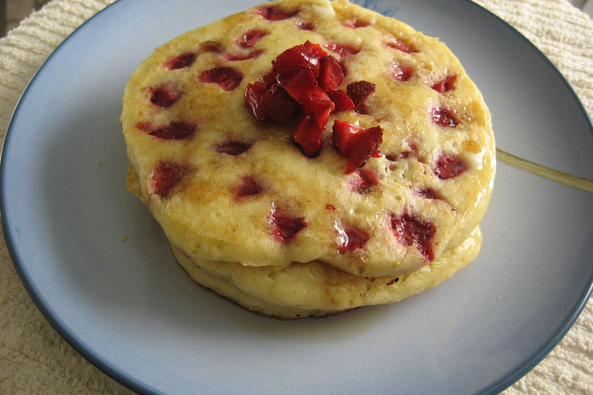 Whole Wheat Strawberry Pancakes