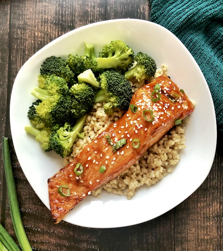 Sesame-Ginger Glazed Salmon with Steamed Broccoli