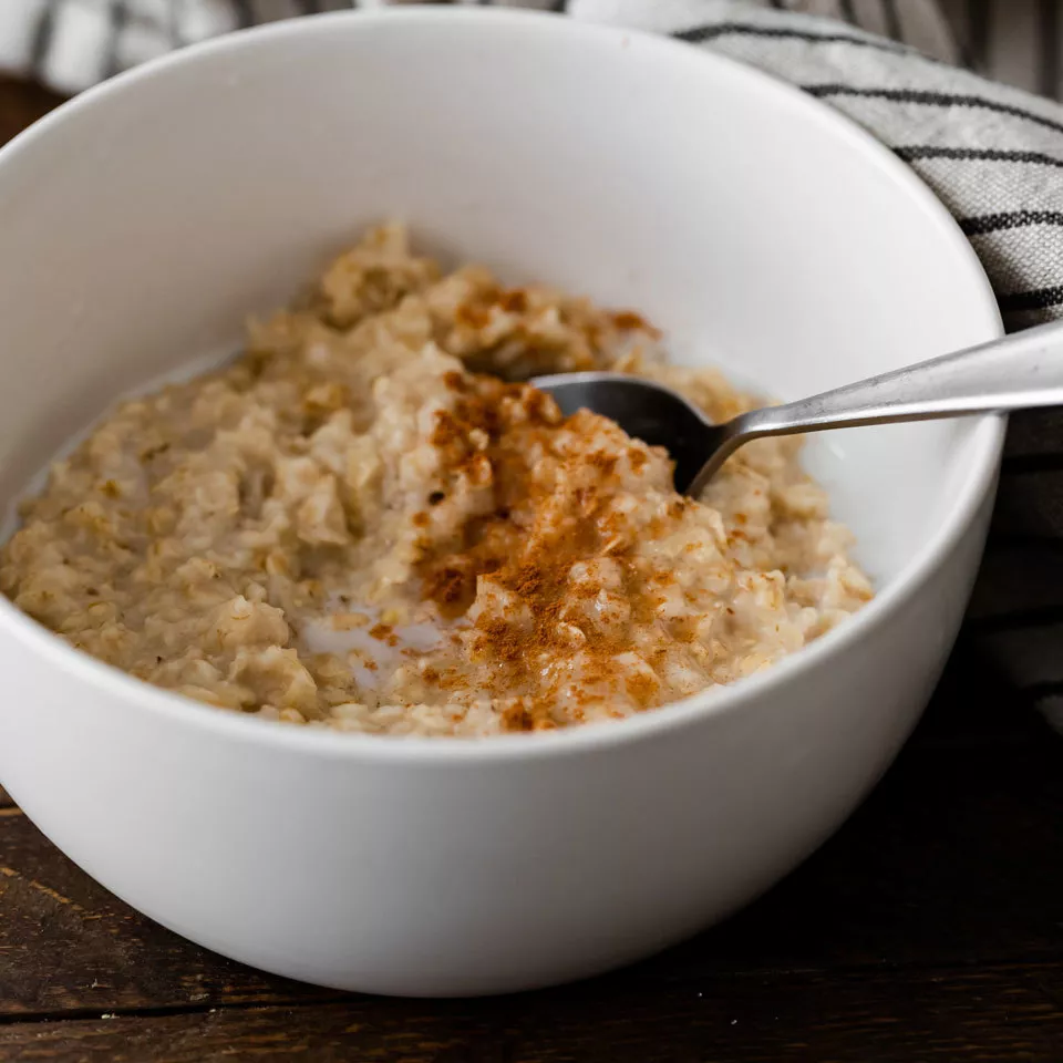 Oatmeal with Sautéed Mushrooms and Chia Seeds