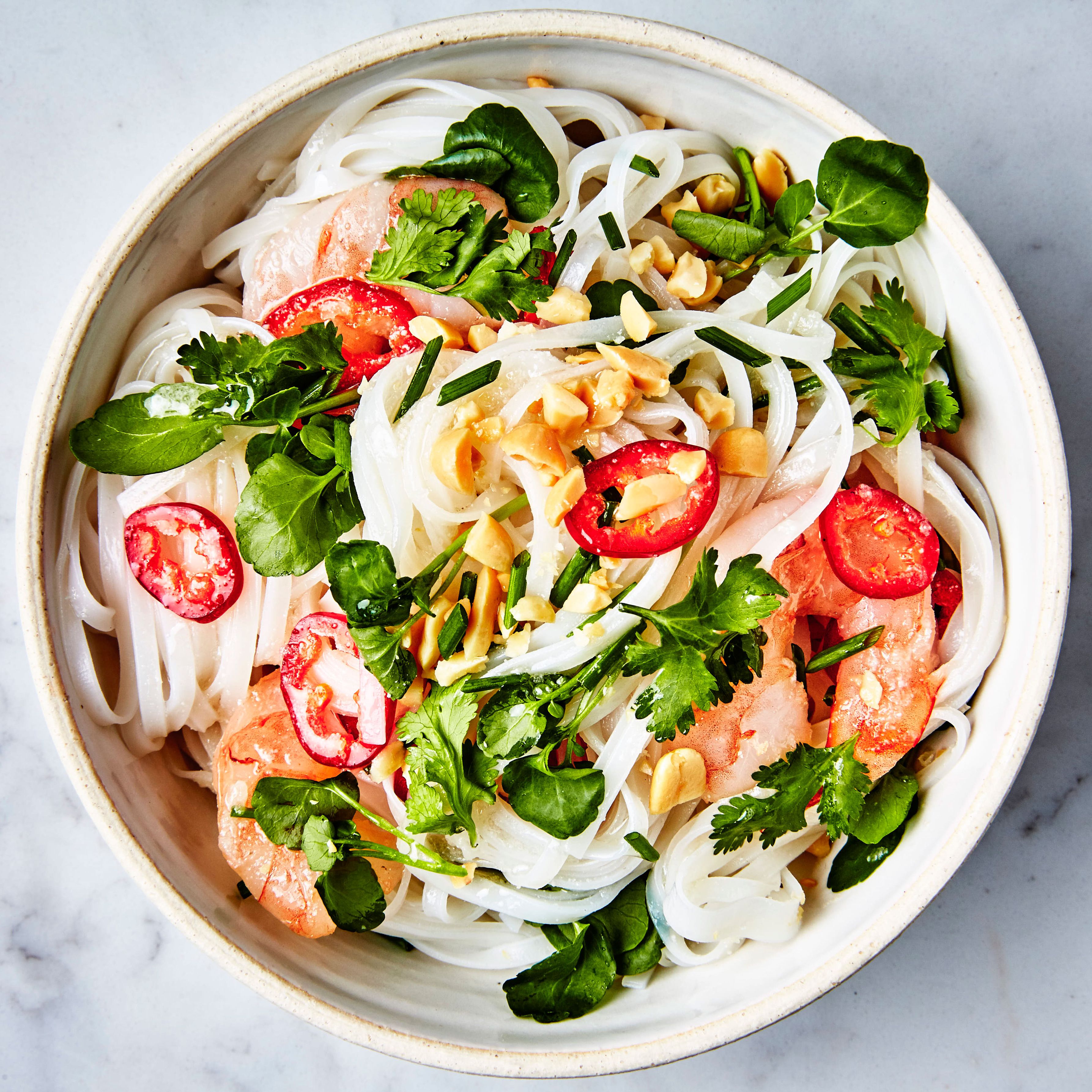 Stir-Fried Garlic Shrimp with Rice Noodles and Lime