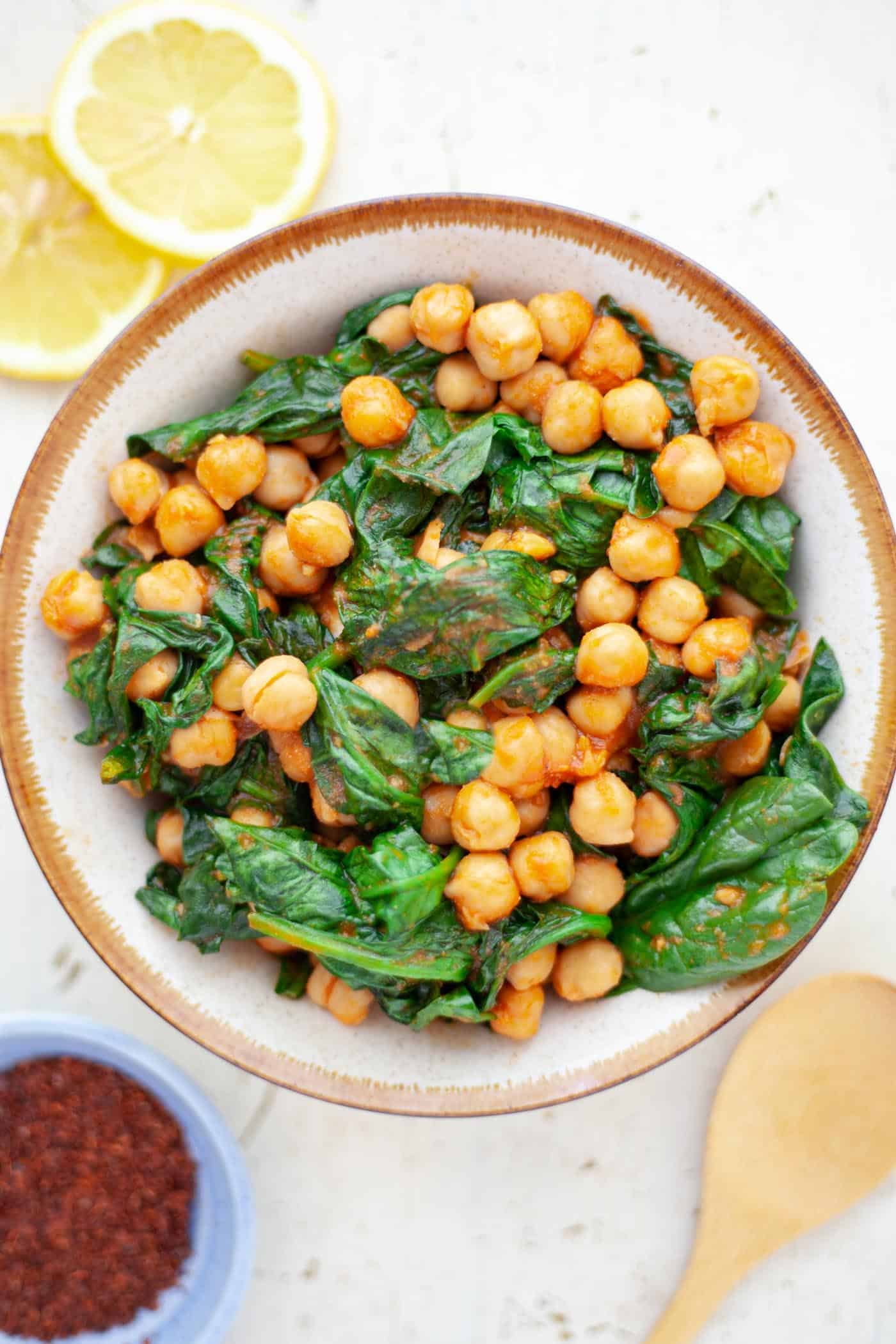 One-Pot Lemon-Garlic Chickpea and Spinach Stew