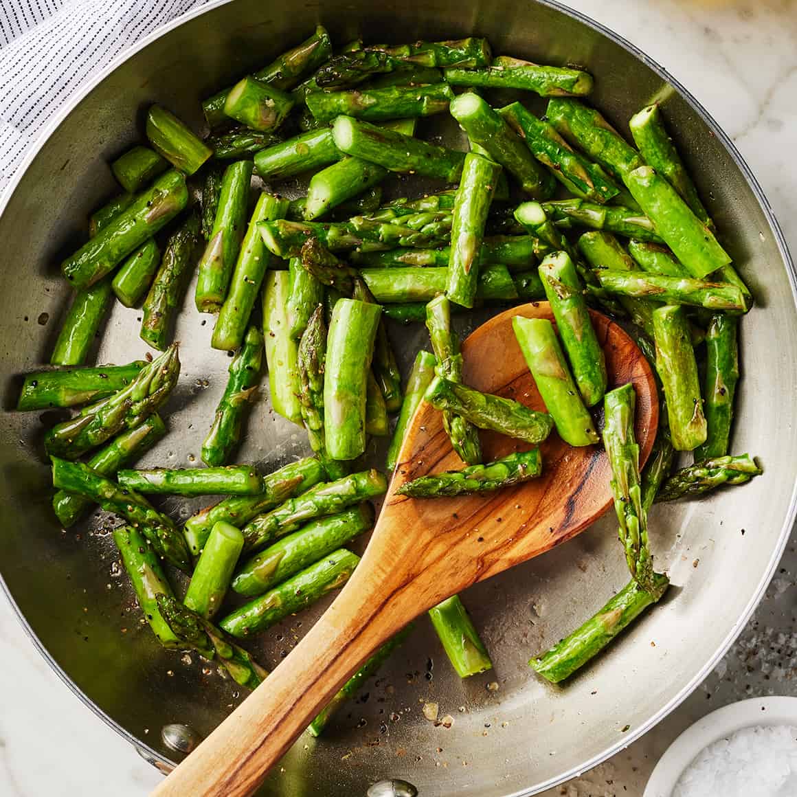 Asparagus and Pea Stir-fry with Lemon-Dill Sauce