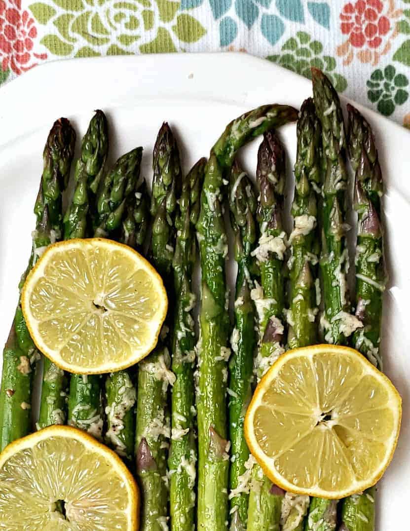 Steamed Lemon-Garlic Asparagus
