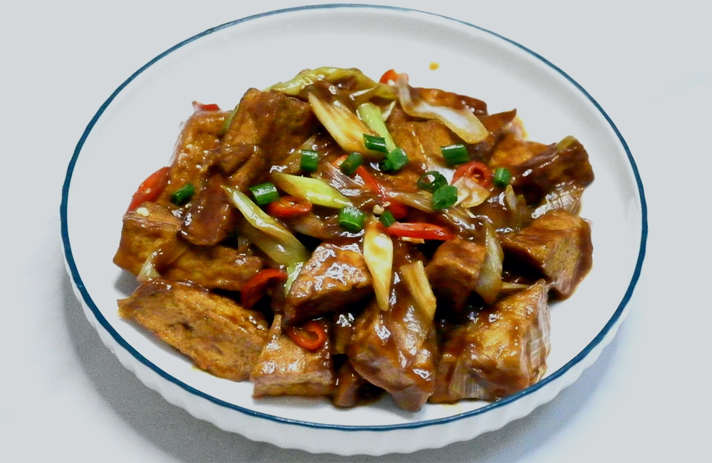 Stir-Fried Tofu with Ginger and Green Onions