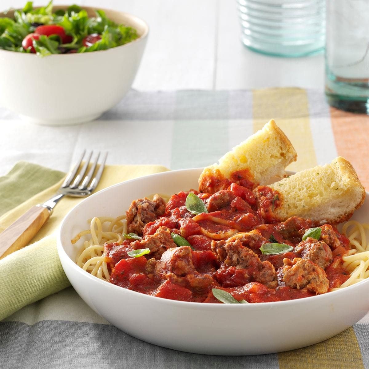 Slow-Simmered Tomato & Rosemary Pasta