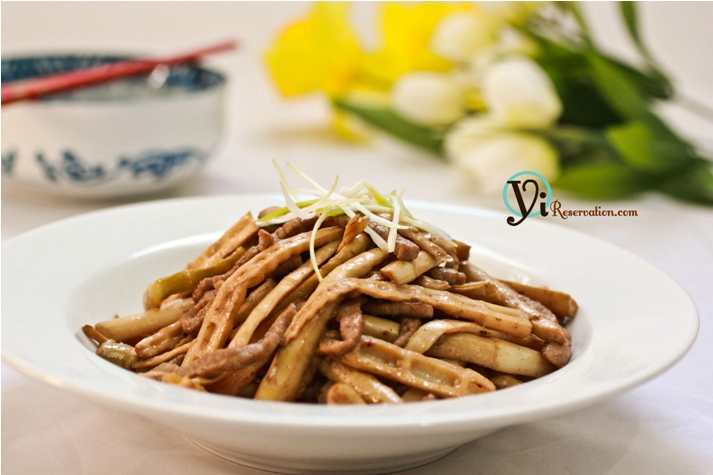Stir-Fried Sichuan Noodles with Pork and Bamboo Shoots