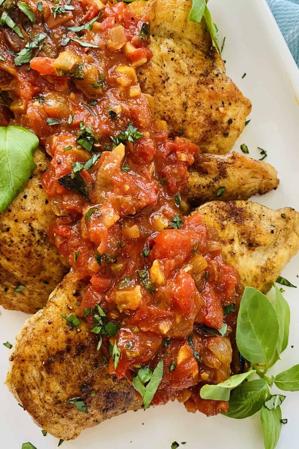 Sautéed Chicken with Fresh Mint and Tomato-Onion Gravy