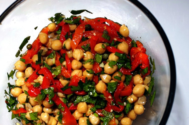 Chickpea and Roasted Red Pepper Salad
