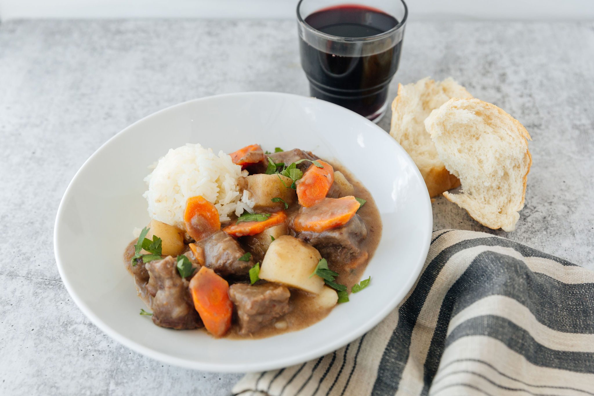Slow-Cooked Beef and Mushroom Stew with Carrots and Potatoes