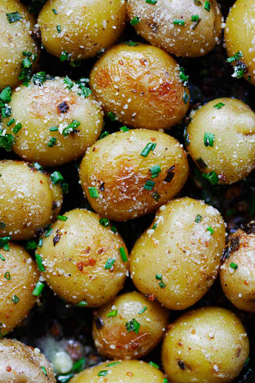 Herb-Infused Roasted Potatoes with Chive Crust