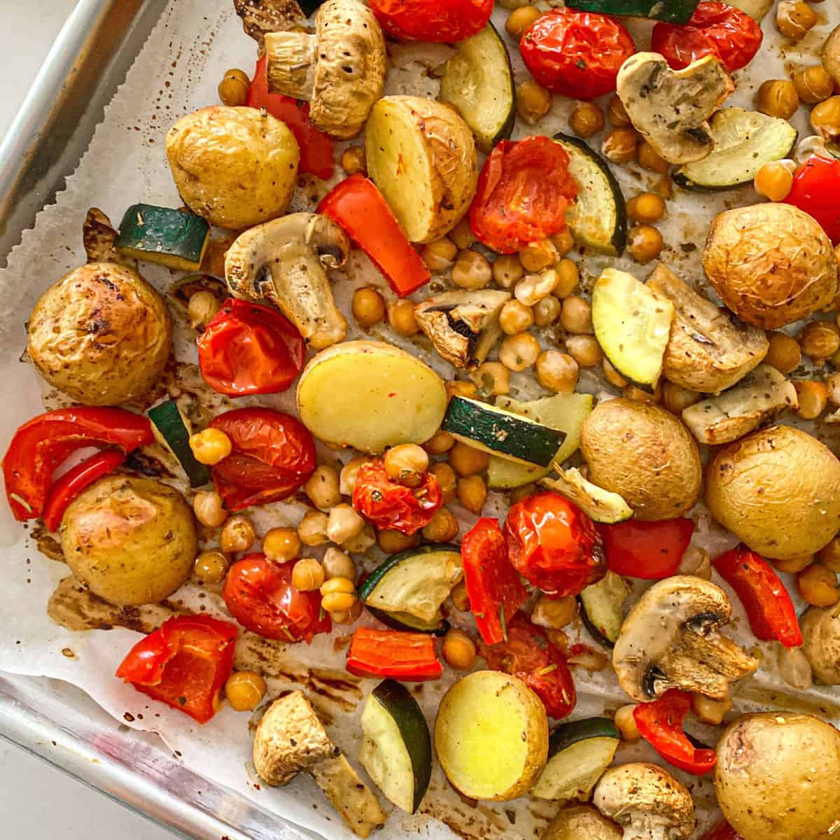 Harissa-Spiced Chickpea Sheet Pan Dinner