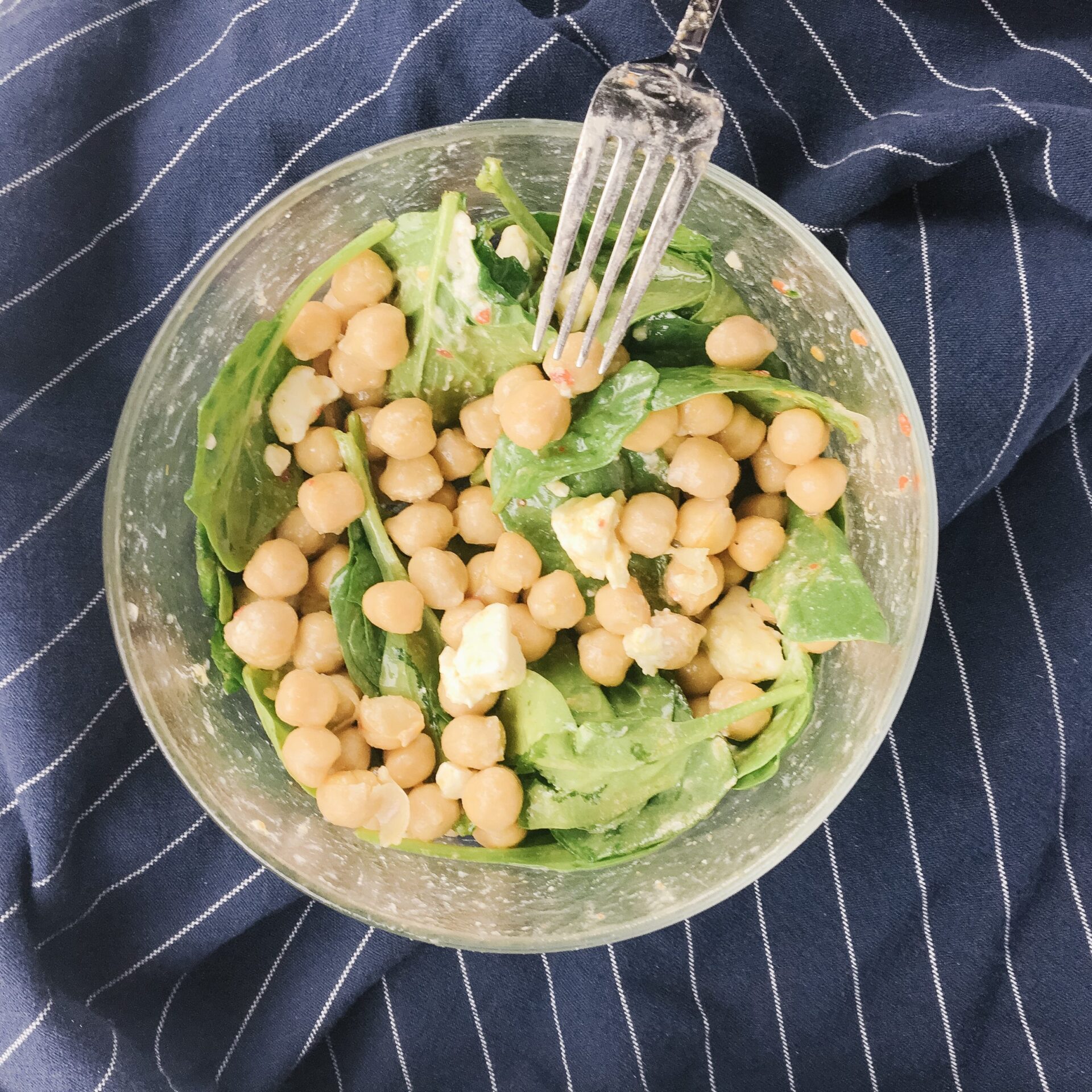 No-Cook Chickpea and Spinach Salad