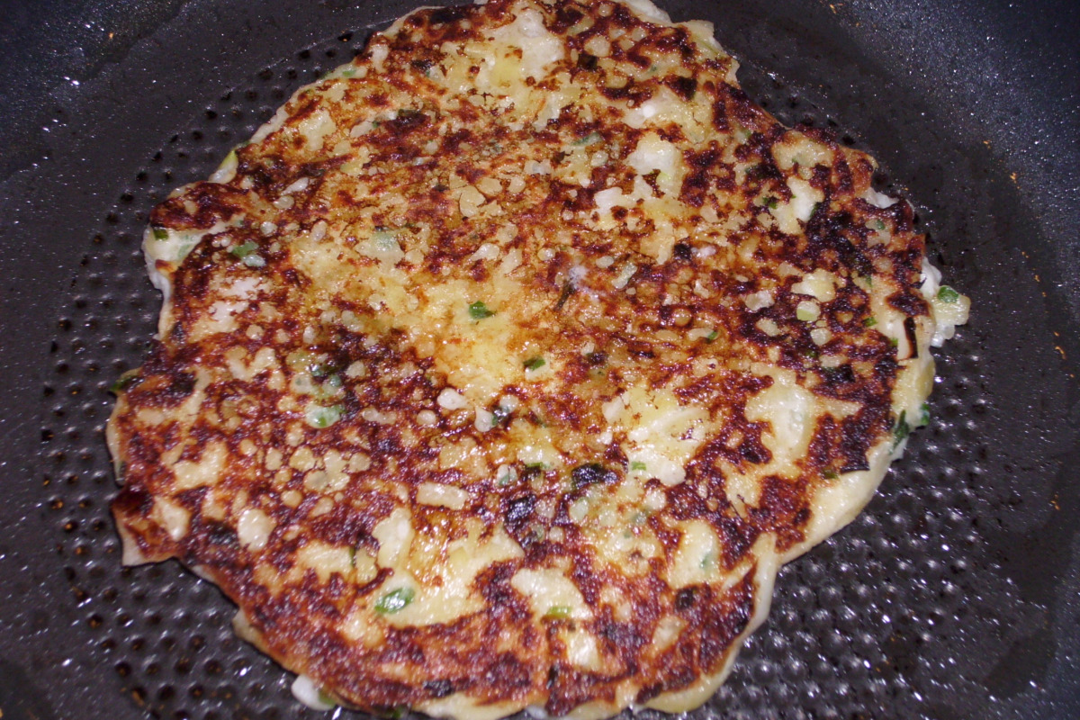 Crispy Potato Pancakes with Chive Sour Cream
