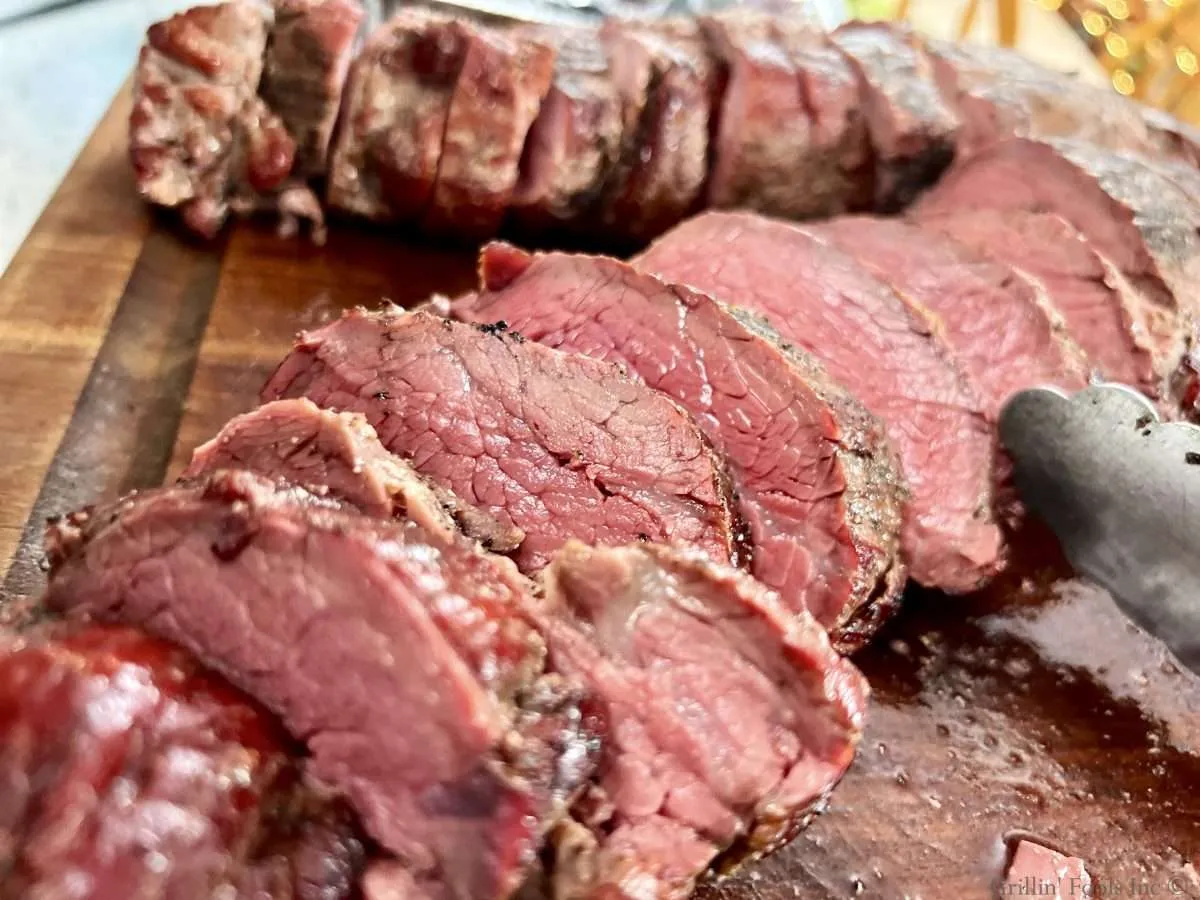 Hickory-Smoked Beef Tenderloin with Creamed Corn and Green Beans