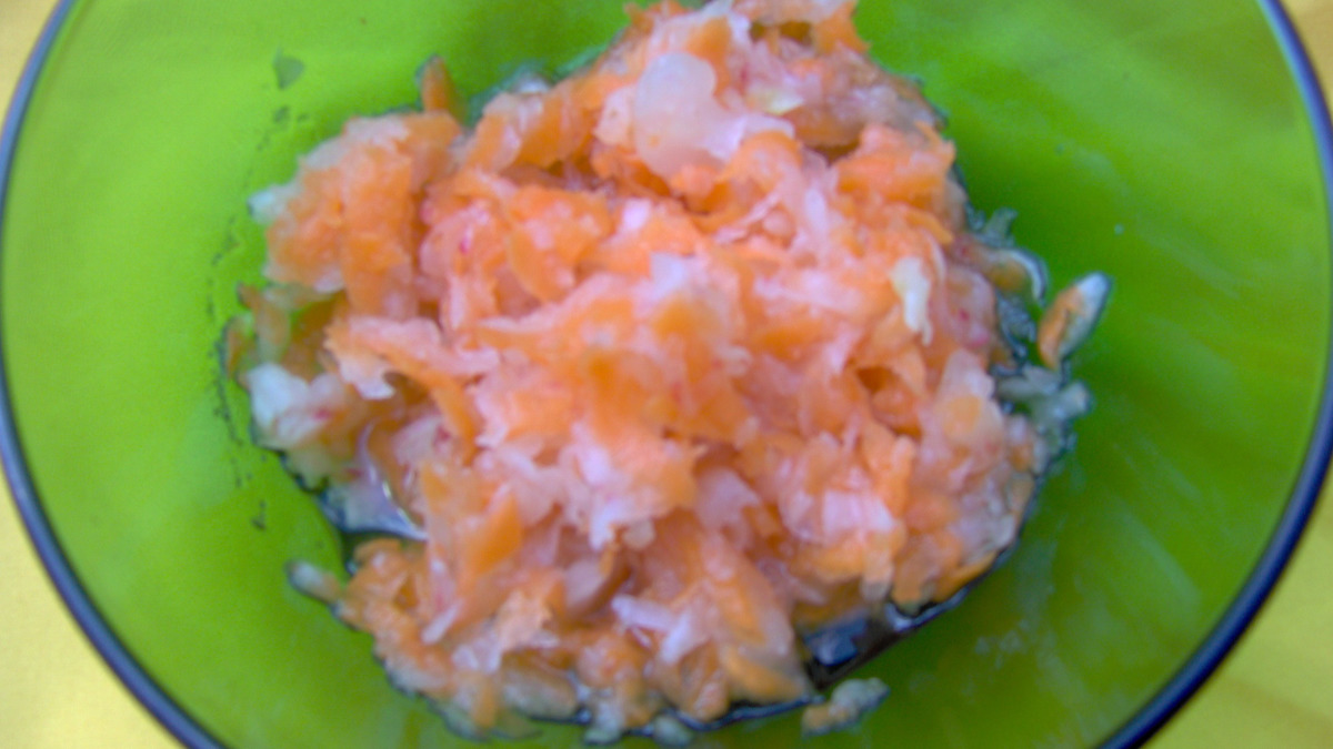 Pickled Carrot and Radish Salad