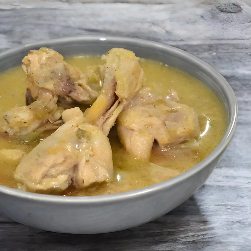 Chicken Yakhni with Yogurt and Cardamom