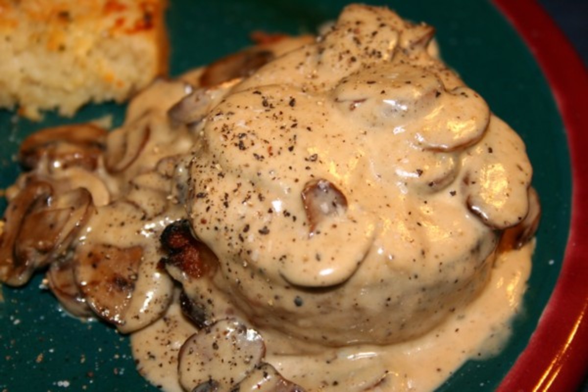 Pan-Seared Beef Tenderloin with Mushroom Sauce