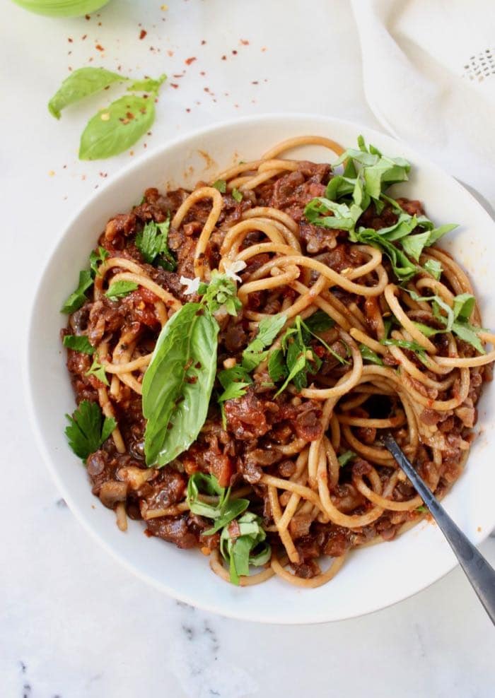 Lentil-Mushroom Ragù with Whole Wheat Spaghetti