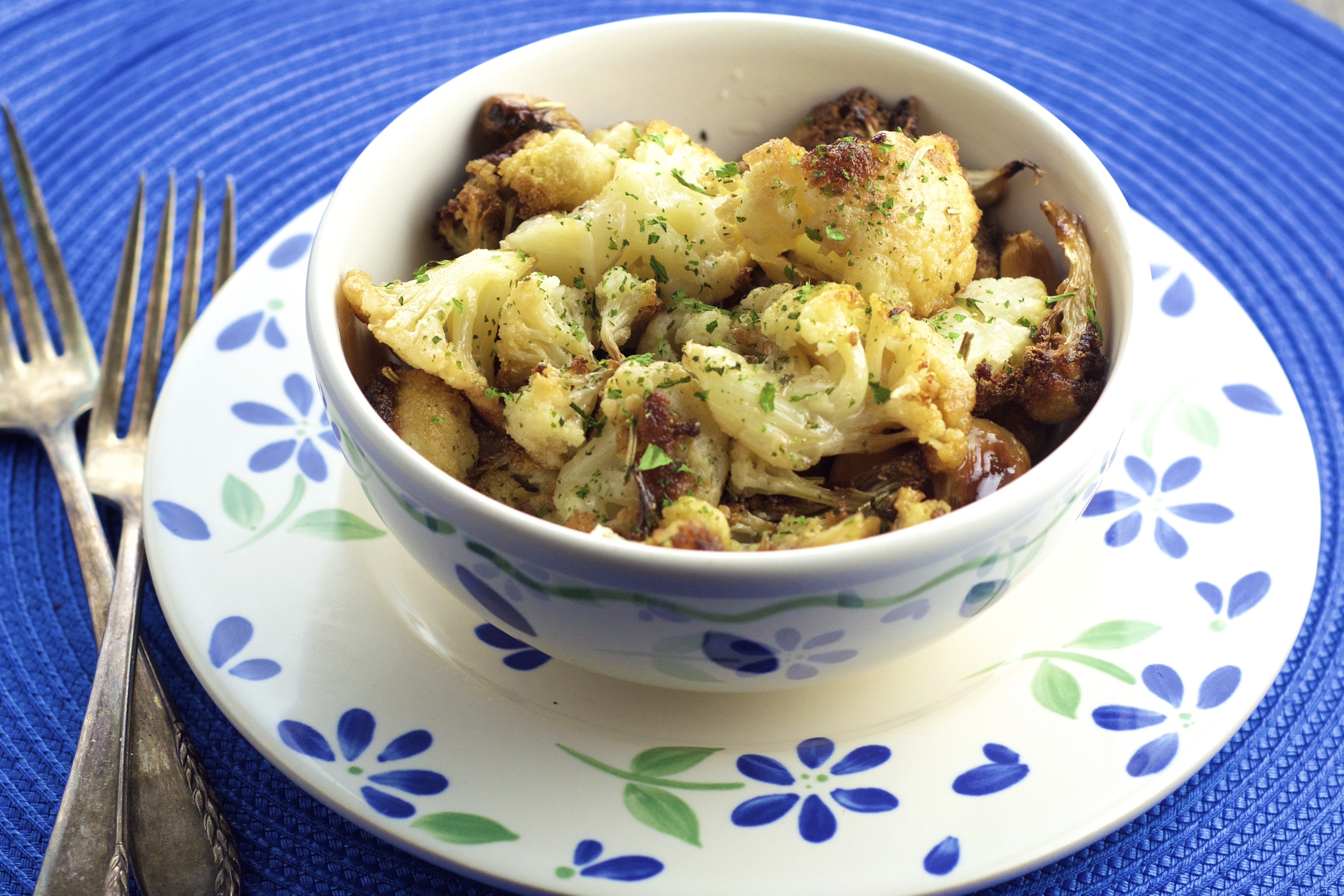 Roasted Garlic Chive Cauliflower