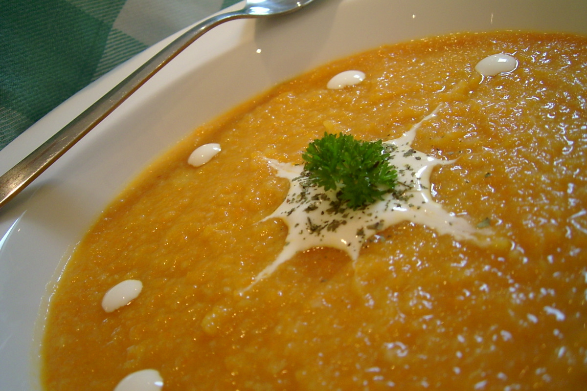 Carrot-Parsnip Soup with Thyme
