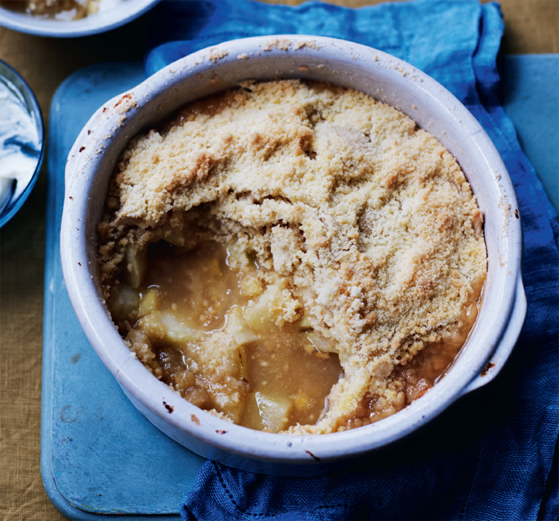 Maple-Roasted Pear and Oat Crumble