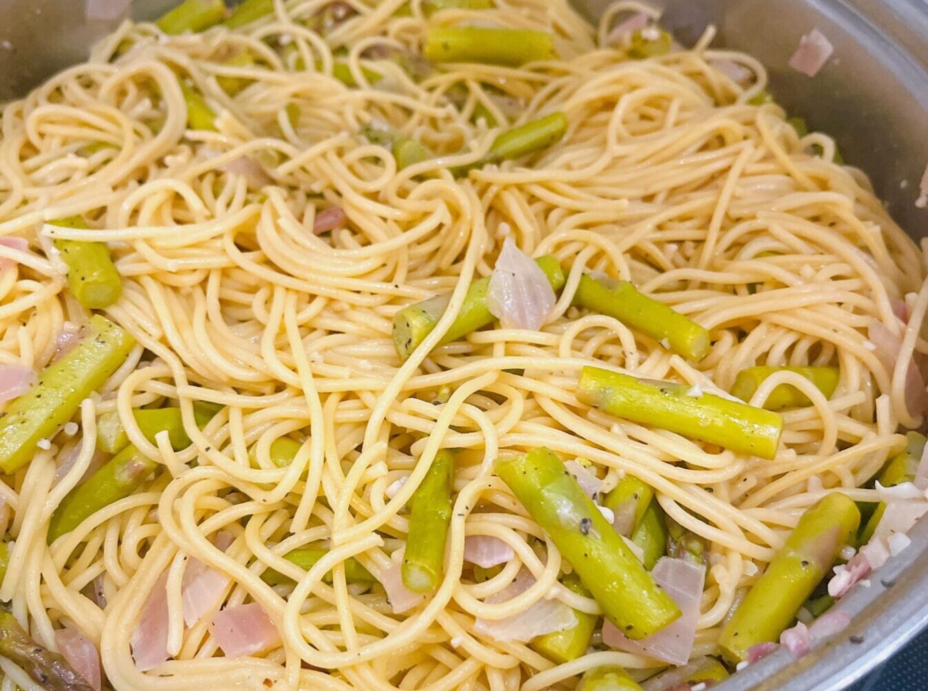 Lemon-Pepper Linguine with Snap Peas and Asparagus