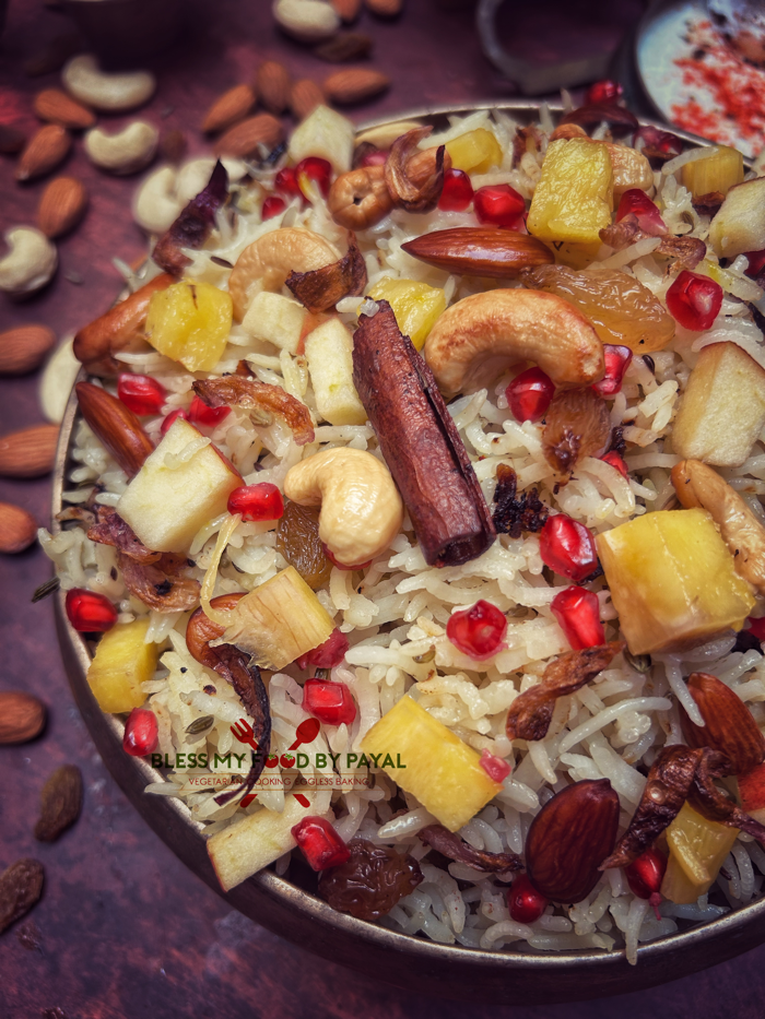 Saffron-Infused Kashmiri Pulao with Sultanas