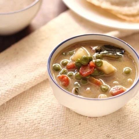 Fennel-Spiced Kashmiri Vegetable Stew