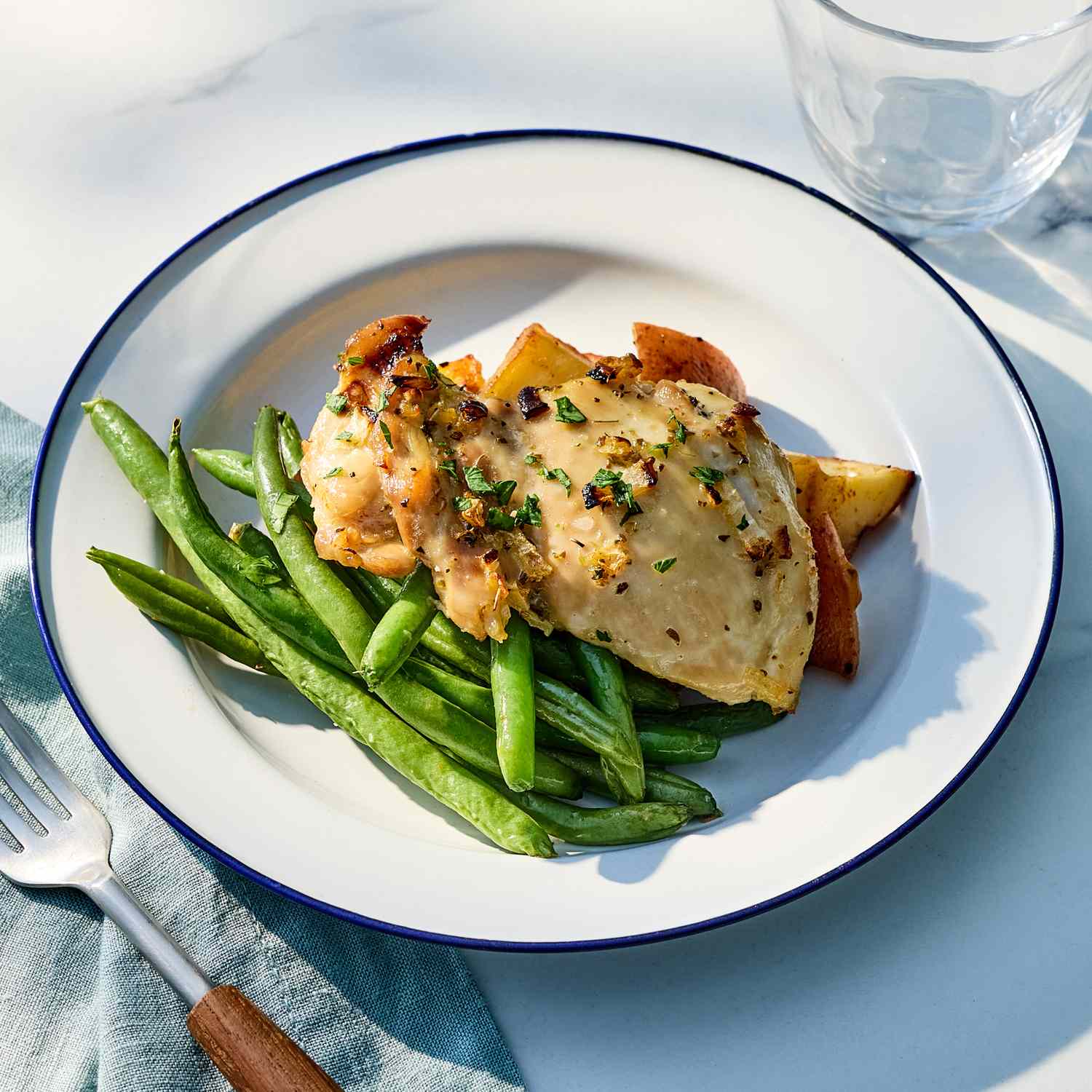Mojo-Sauced Chicken with Mashed Green Plantains
