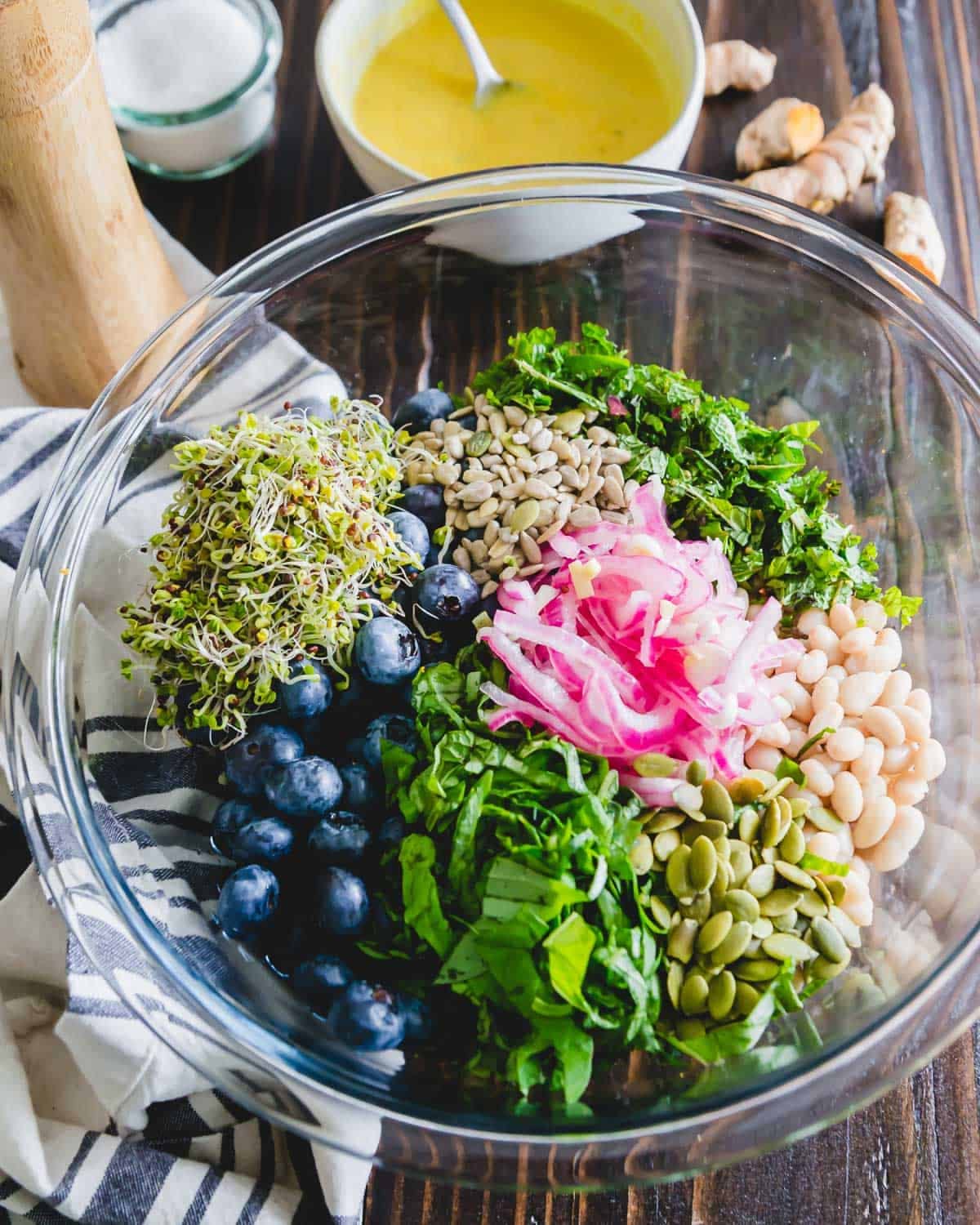 Blueberry and White Bean Salad with Lemon Vinaigrette