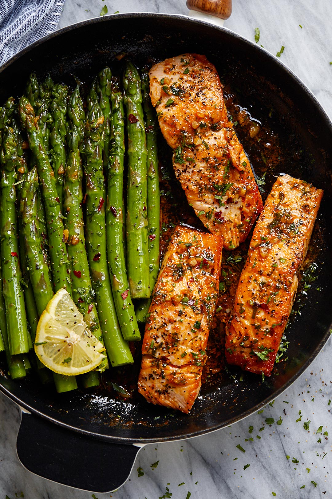 Smoked Salmon and Lemon-Pepper Asparagus