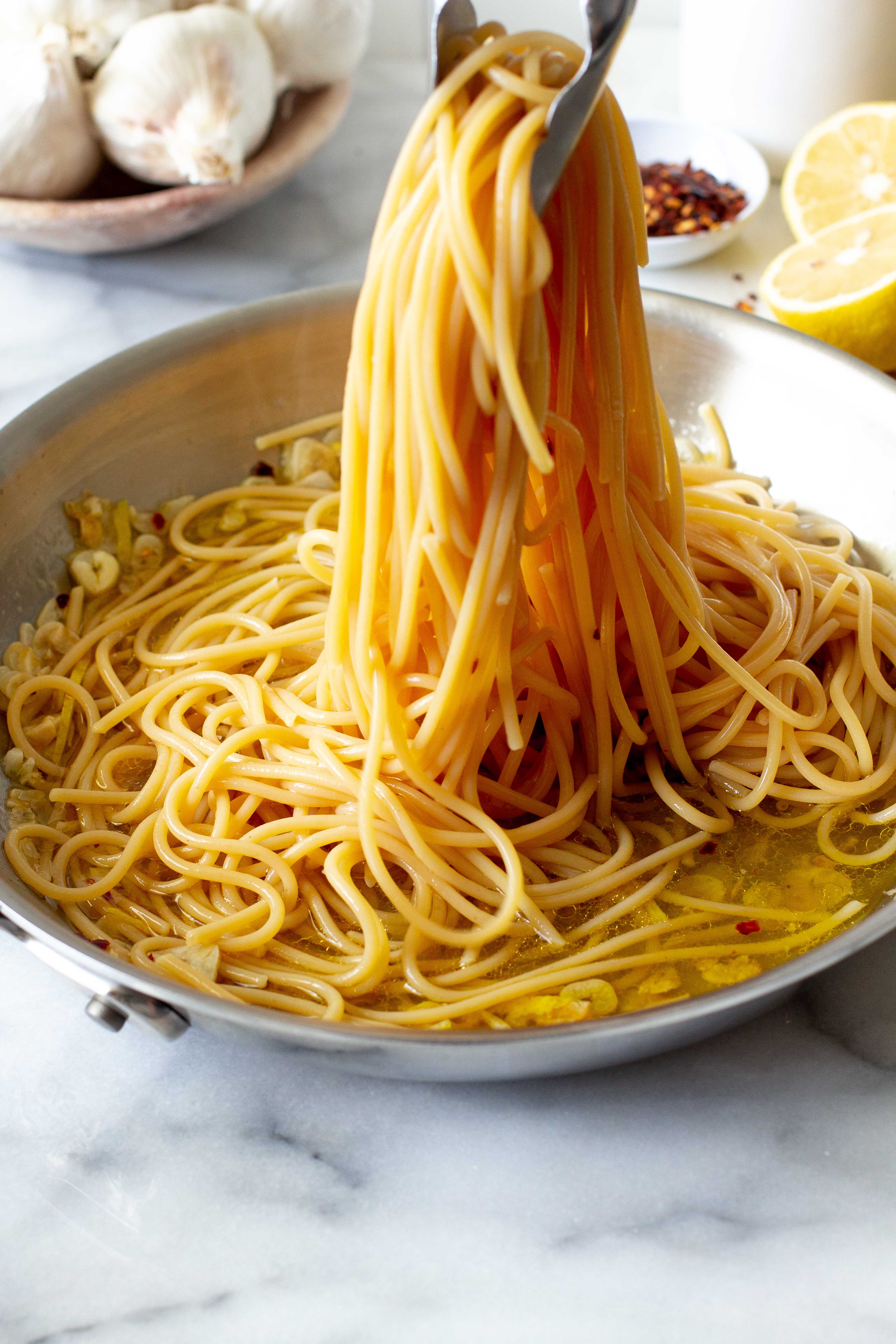 Lemon-Garlic Spaghetti with Cherry Tomatoes
