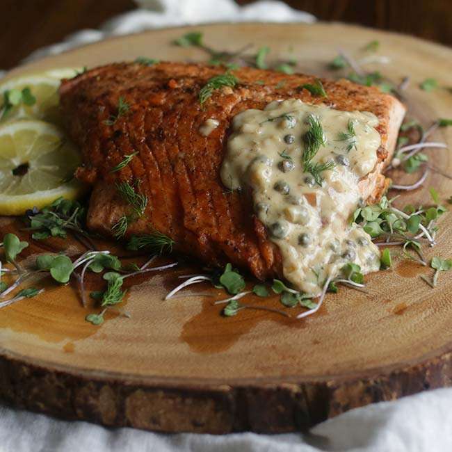 Pan-Seared Salmon with Dill-Parsley Butter and Lemon