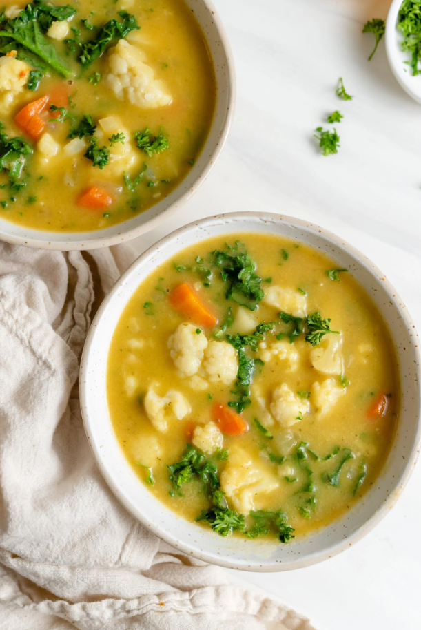 Cauliflower and Kale Soup with Coconut Milk