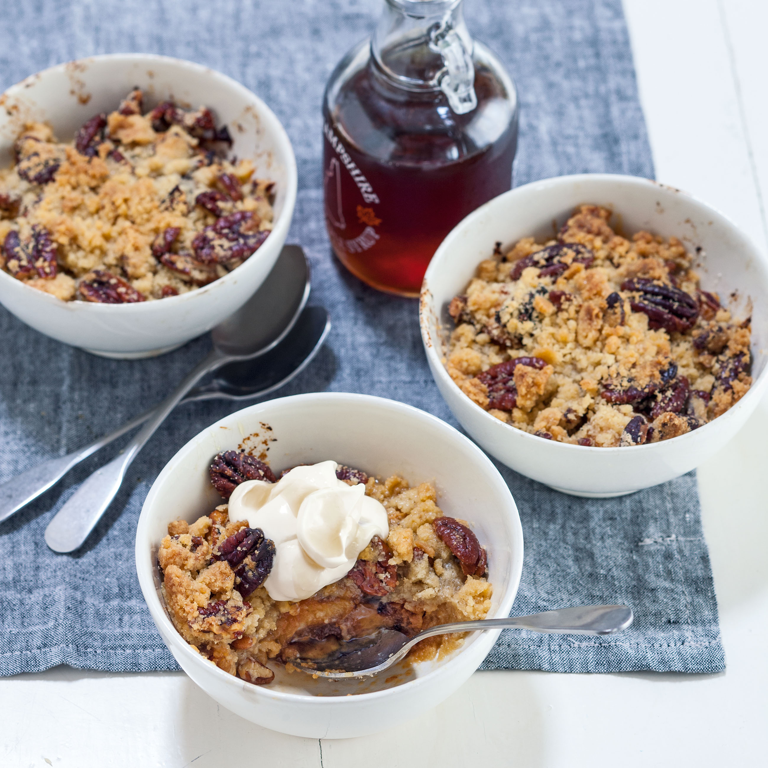 Rustic Apple and Maple Crumble