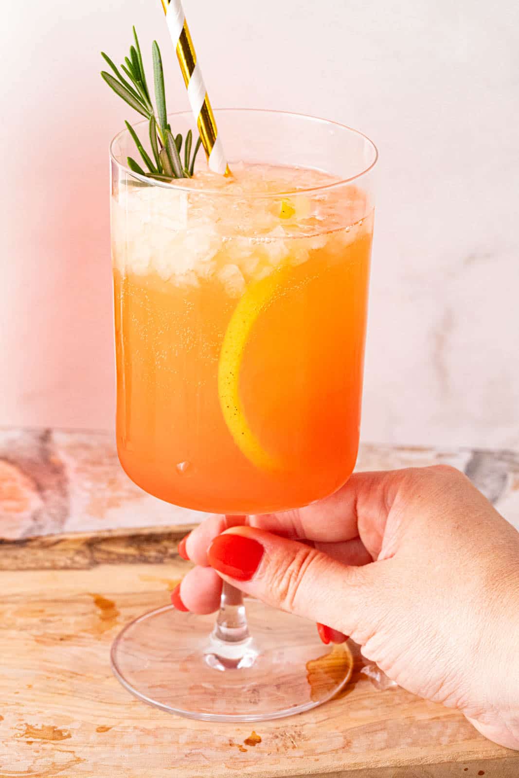 Citrusy Aperol Grapefruit Fizz