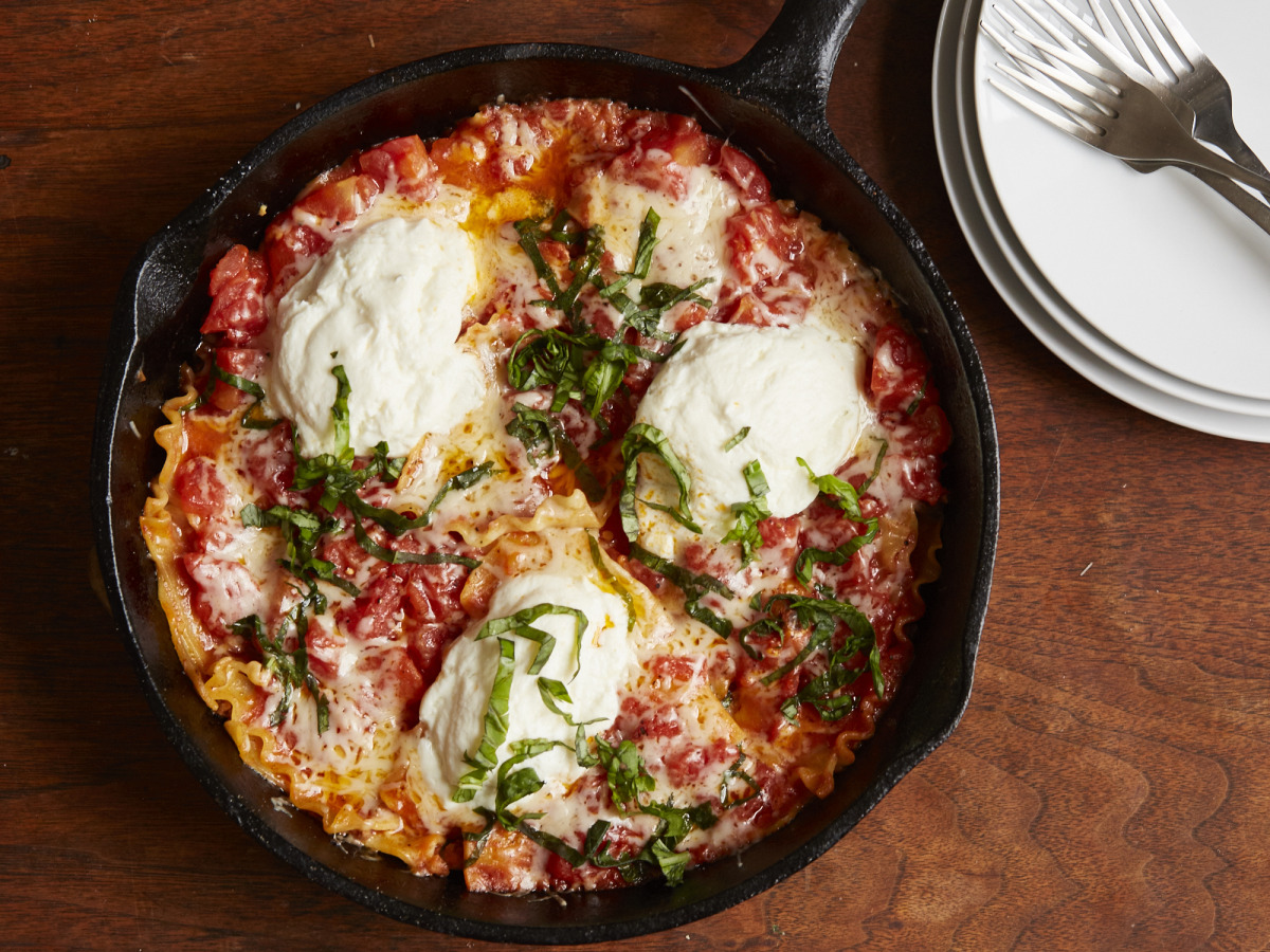Silhouette Skillet Lasagna